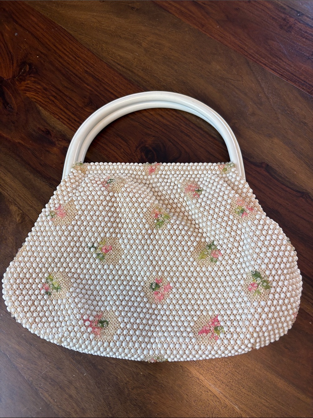 Vintage LUMURED USA Beaded Floral Shoulder Bag 1950's in White & Pink